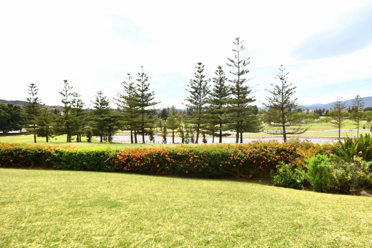 Beautiful Apt With Golf & Lake Views Mijas Golf Fuengirola Dış mekan fotoğraf